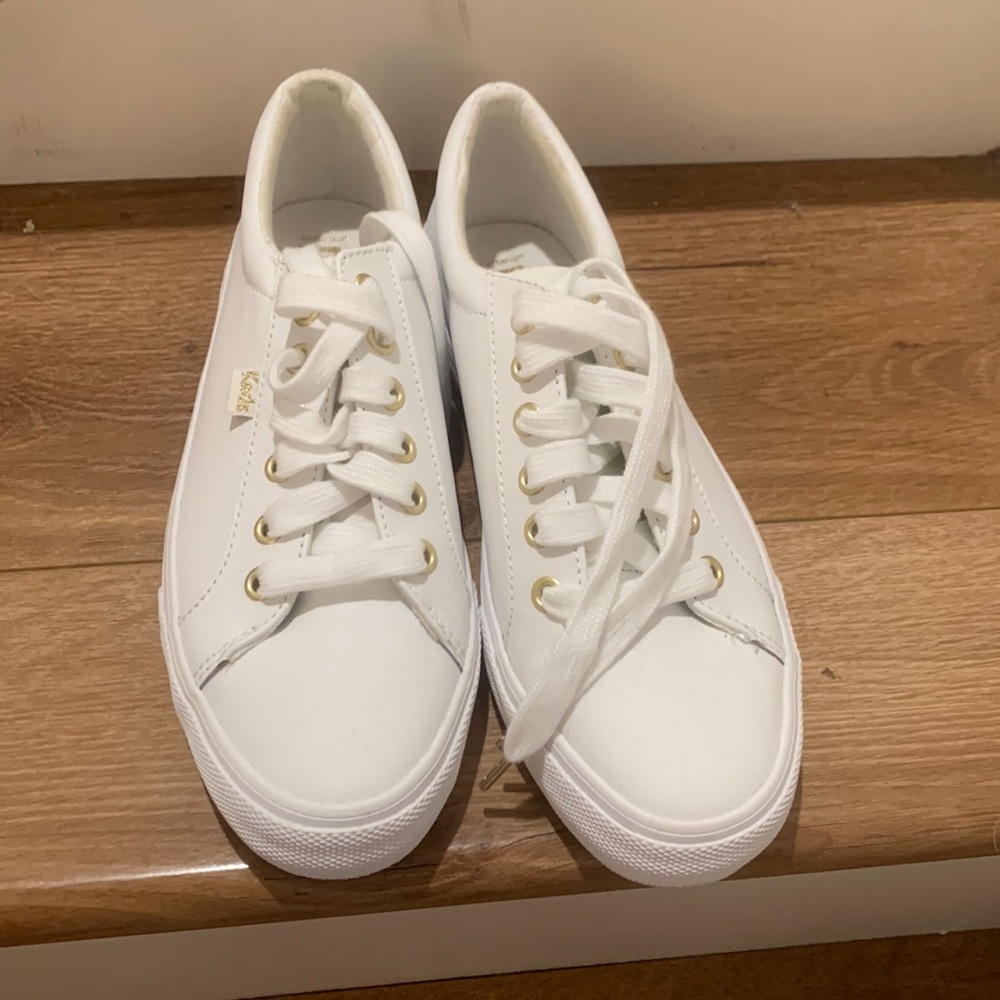 White Keds size 7.5. Never worn